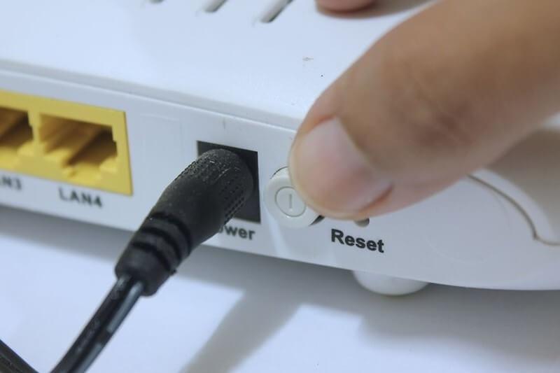 Как перезагрузить роутер? инструкция для tp-link, d-link, asus, tenda